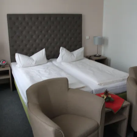 Saechsischer Hof Hotel 3*