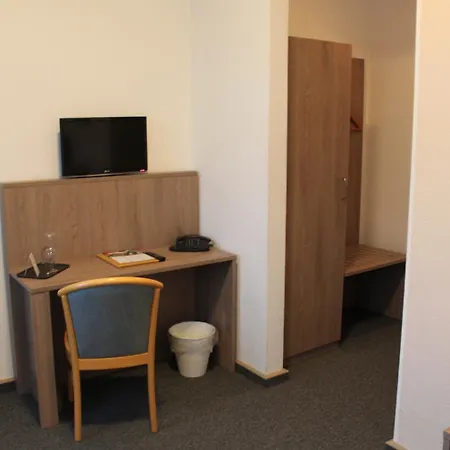 Sächsischer Hof 3*