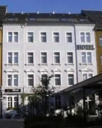 Sächsischer Hof 3*