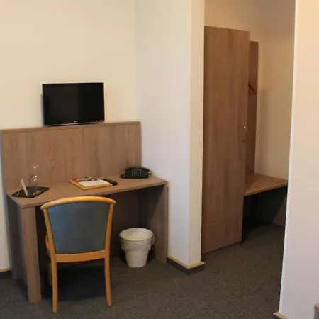 Saechsischer Hof 3*