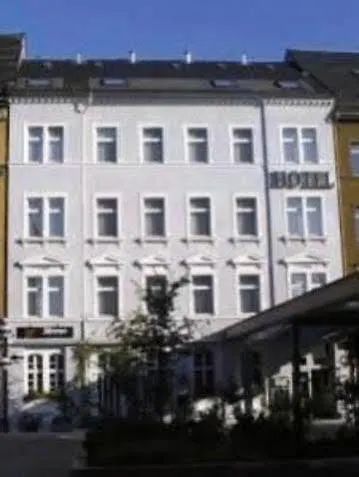 Saechsischer Hof 3*