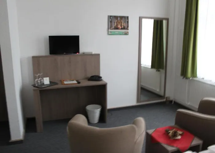 Saechsischer Hof 3* شيمنيتز